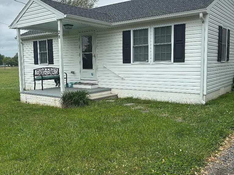 28 Church Rd — Photo 1
