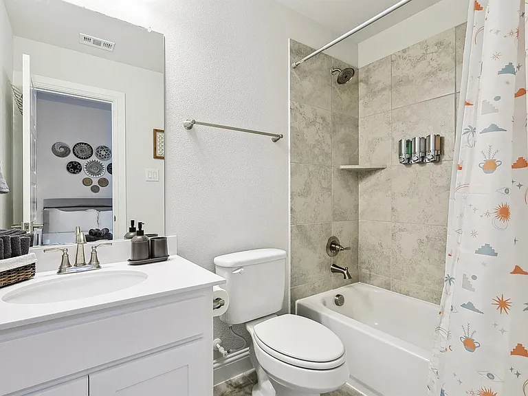 2346 Perdue Ave — Photo 35