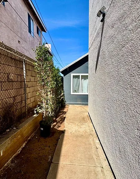 2681 Pomeroy Ave #1/4 — Photo 35