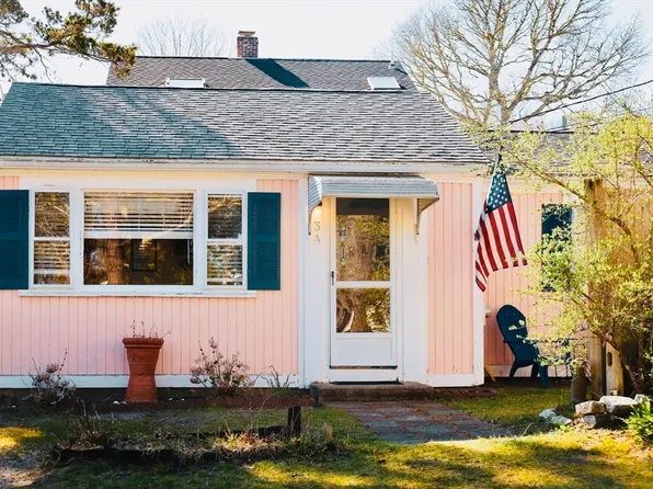 253 Shad Hole Rd #3A, Dennis Port, MA 02639