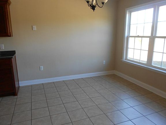 4th image of 311 Forest St NE