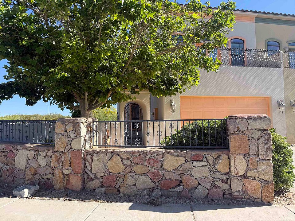 2nd image of 4301 Capistrano Ave