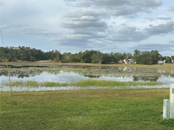 9289 Grizzly Bear Ln, Weeki Wachee, FL 34613