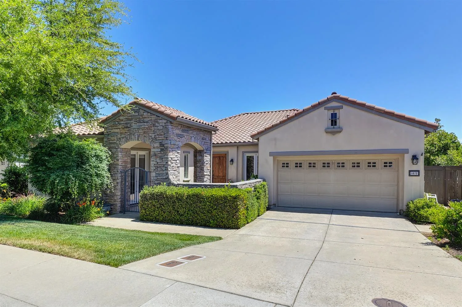 5073 Tesoro Way photo 1