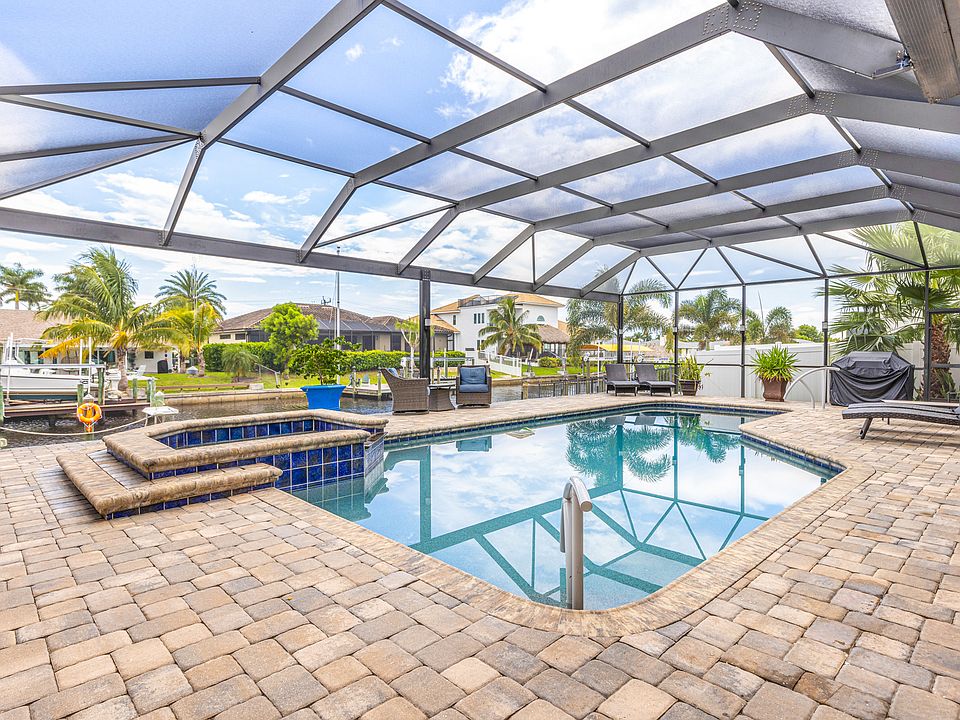 1st image of 842 Miramar Ct