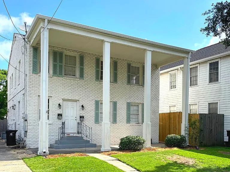 4909 S Claiborne Ave — Photo 1