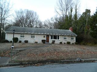 110 Cumberland Dr, Danville, VA 24541