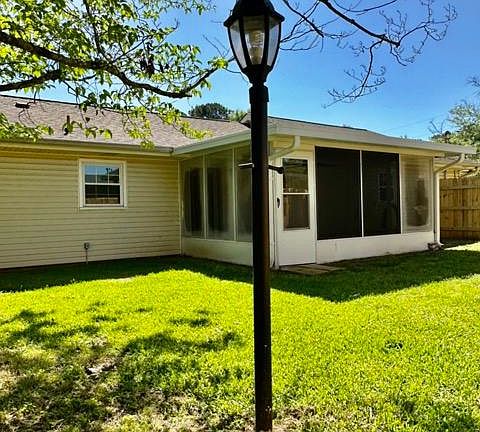 3rd image of 101 Williams Dr