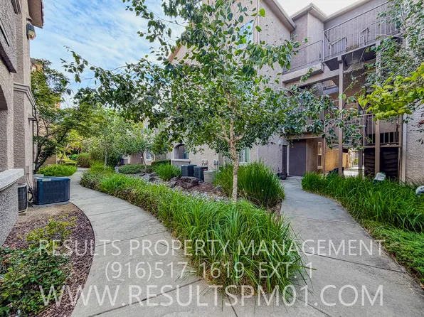 10001 Woodcreek Oaks Blvd, Roseville, CA