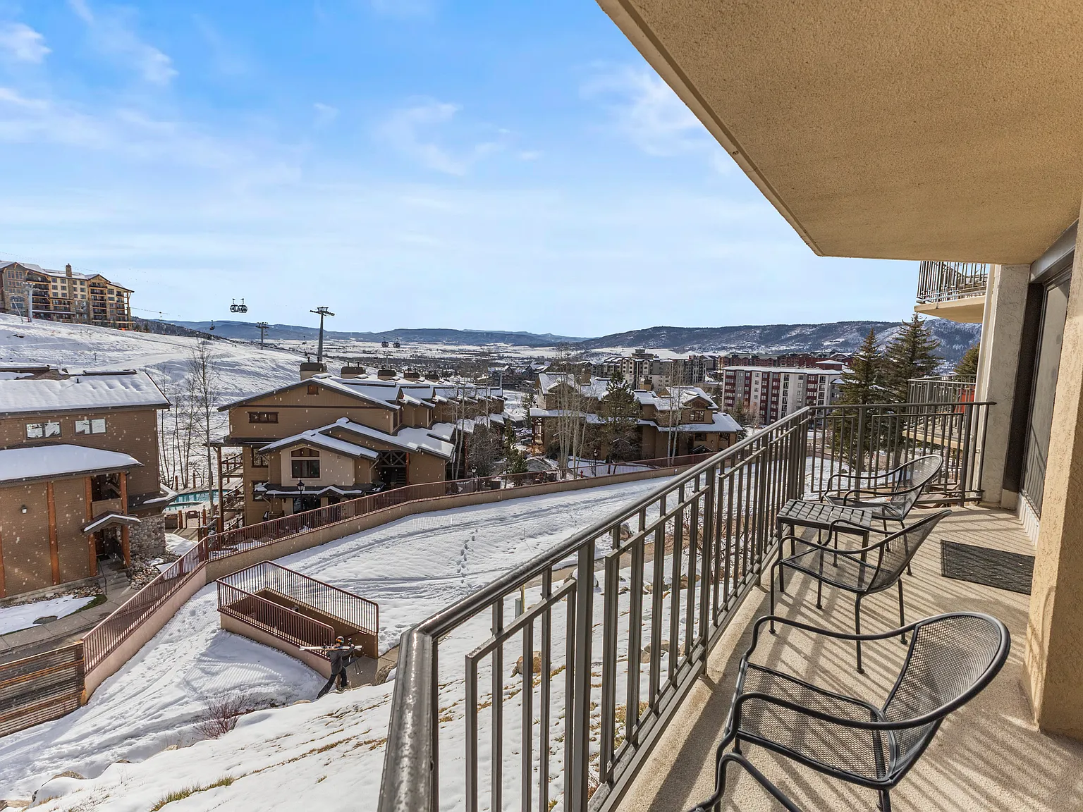 3 bed, 1114 sqft, $3,250 — Photo 4