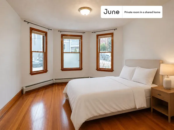 105 Walnut St, Somerville, MA