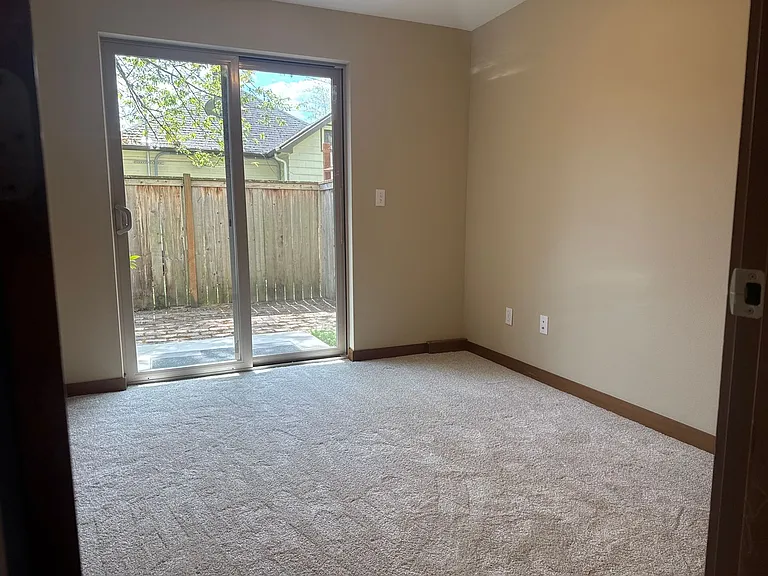 1741 NW 58th St #A — Photo 12