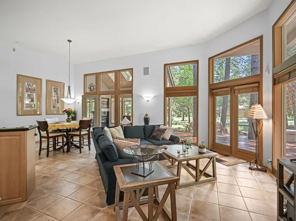 18160 Mount Baker Ln #1, Bend, OR 97707