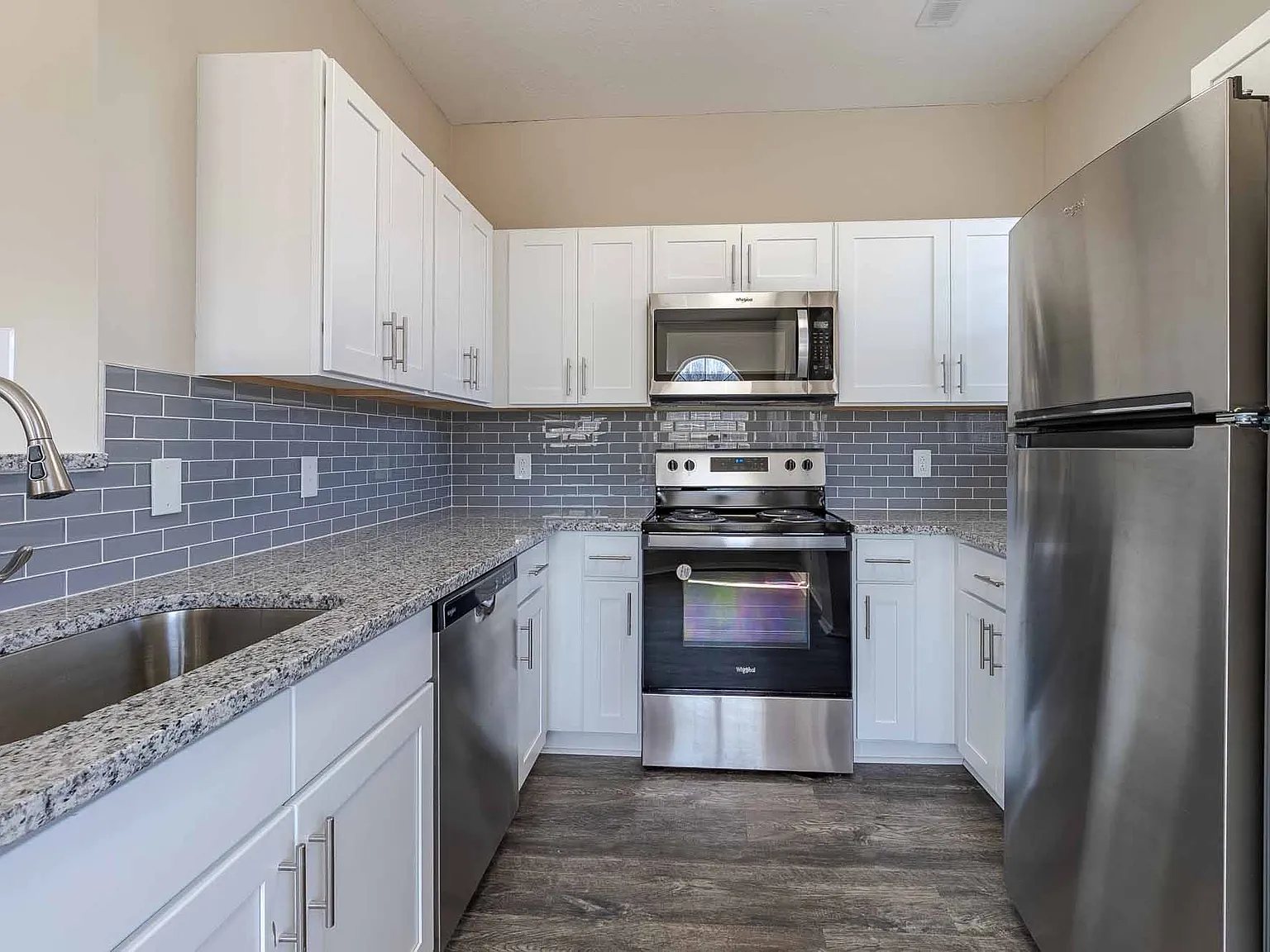 Highlands of Montour Run Apartment Homes — Photo 2