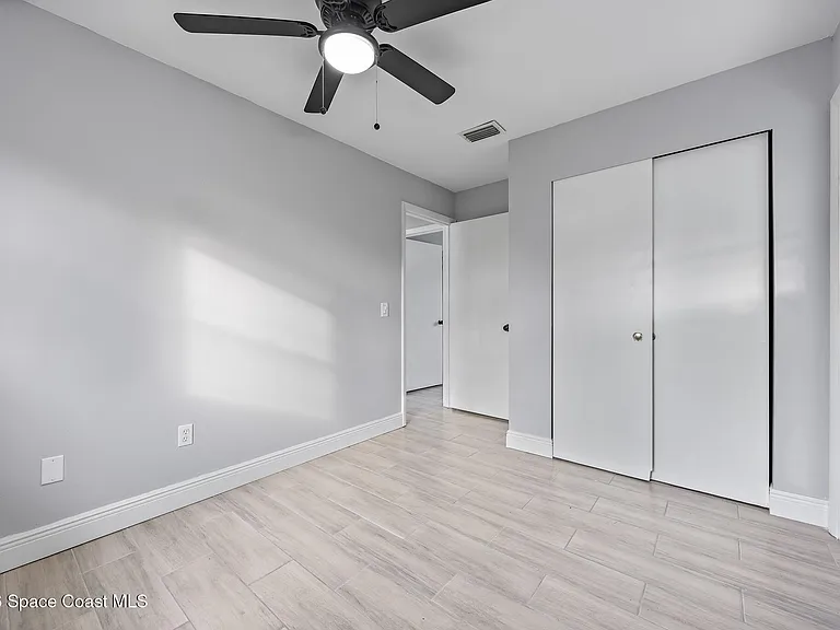 419 Marquis St — Photo 12
