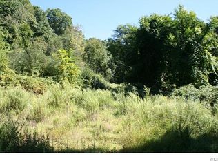 9 Westwood Dr, Danbury, CT 06811