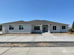 261 J St SE, Ephrata, WA 98823