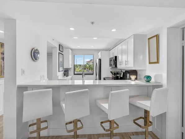 1901 Marina Isle Way #304, Jupiter, FL 33477