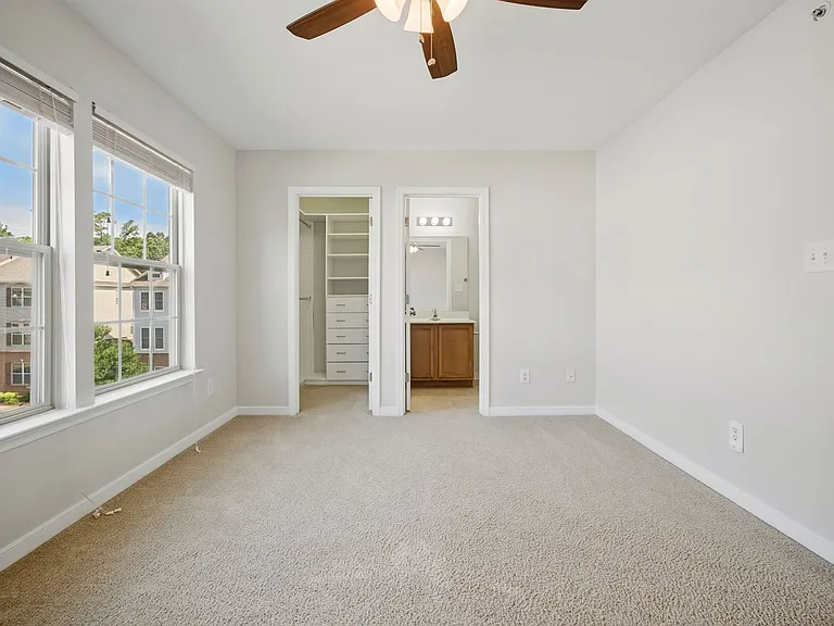 64 Transit Ln — Photo 22