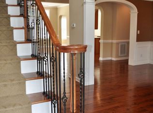 1038 Kennicott Ave, Cary, NC 27513