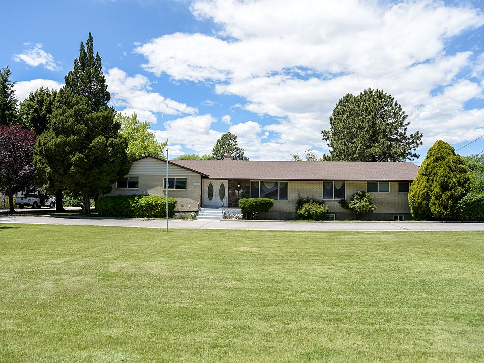 1st image of 2195 N 1200th St E