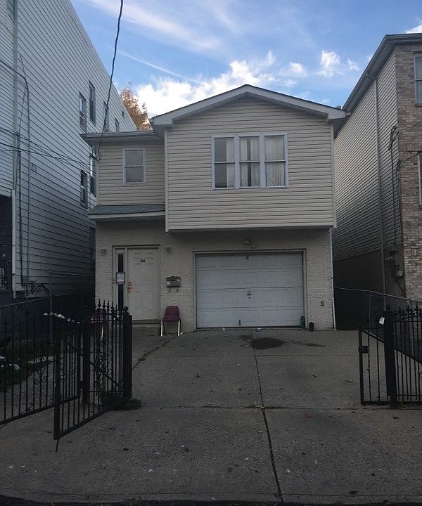1st image of 34 N 12th St