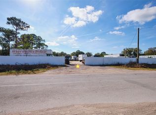 319 N Industrial Loop, Labelle, FL 33935