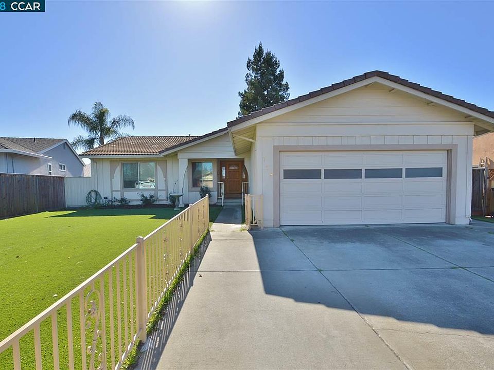2nd image of 715 Chippewa Way