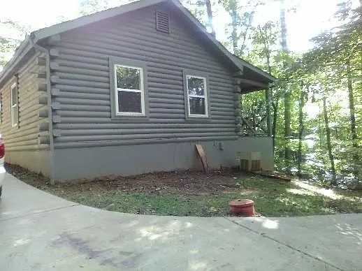 2 bed, 858 sqft, $1,500 — Photo 3