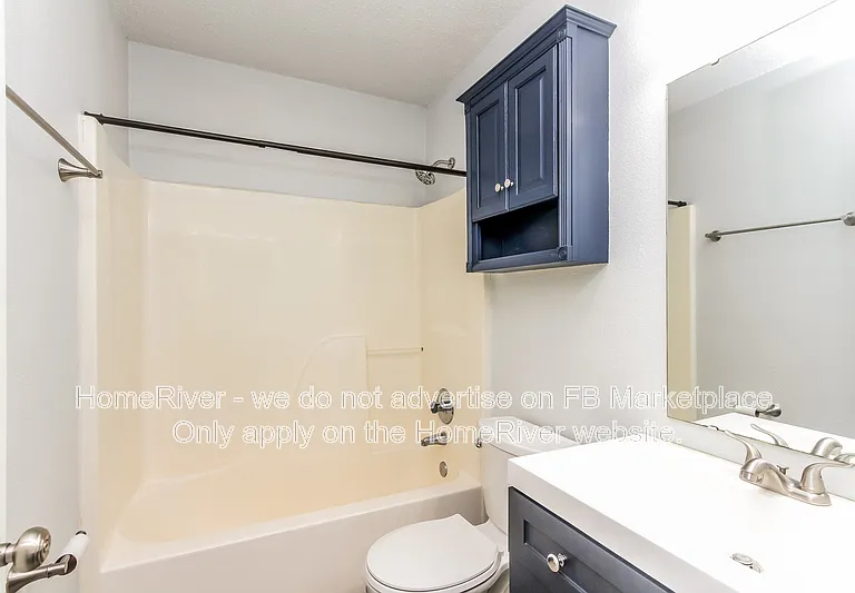 102 Winterberry Ln — Photo 9