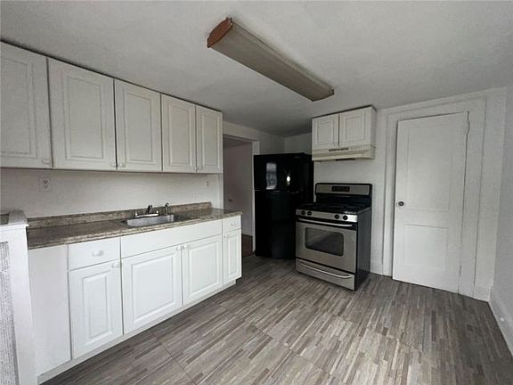 2nd image of 6 Florence Ave #3