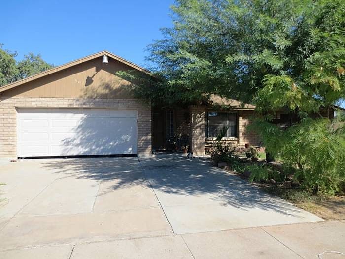 1st image of 6124 W Sunnyside Dr