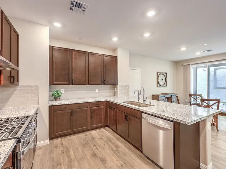 2648 Montesilvano Pl — Photo 14