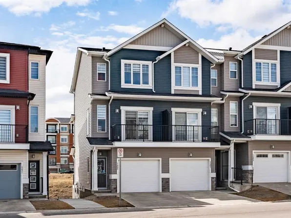 1405 N Sage Hill Grv NW, Calgary, AB T3R 2A1