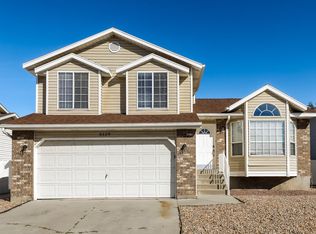 6129 S Crystal River Dr, Taylorsville, UT 84123