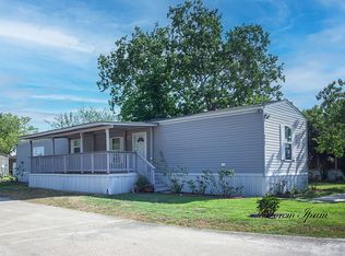 8903 Defiance St, La Porte, TX 77571