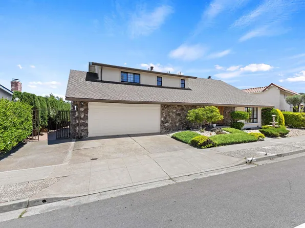 3772 Oakes Dr, Hayward, CA 94542