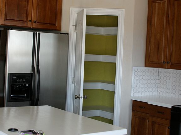 Walk-in Pantry