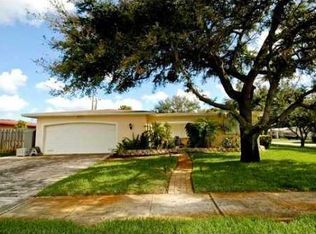 1501 NW 73rd Ter, Hollywood, FL 33024