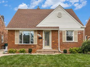 2045 Hollywood St, Dearborn, MI 48124