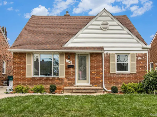 2045 Hollywood St, Dearborn, MI 48124