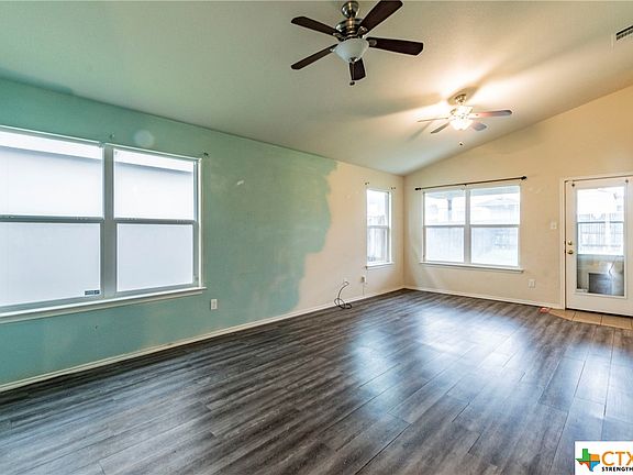 2nd image of 4910 Lions Gate Ln