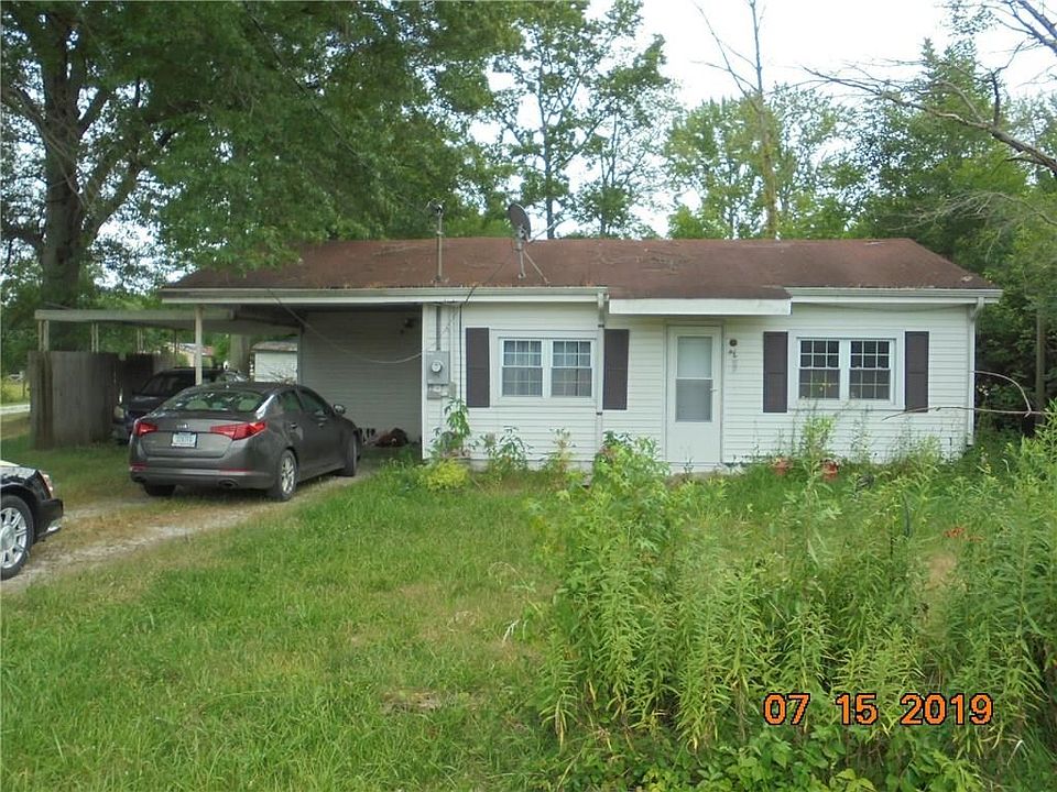 1st image of 1440 N County Road 75 E