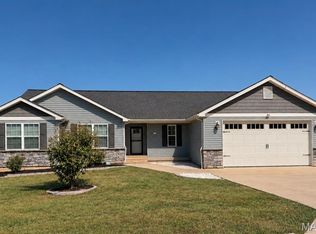 212 Redbud Dr, Fredericktown, MO 63645