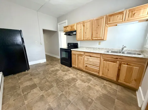 513 Harvey Dunn St, Brookings, SD