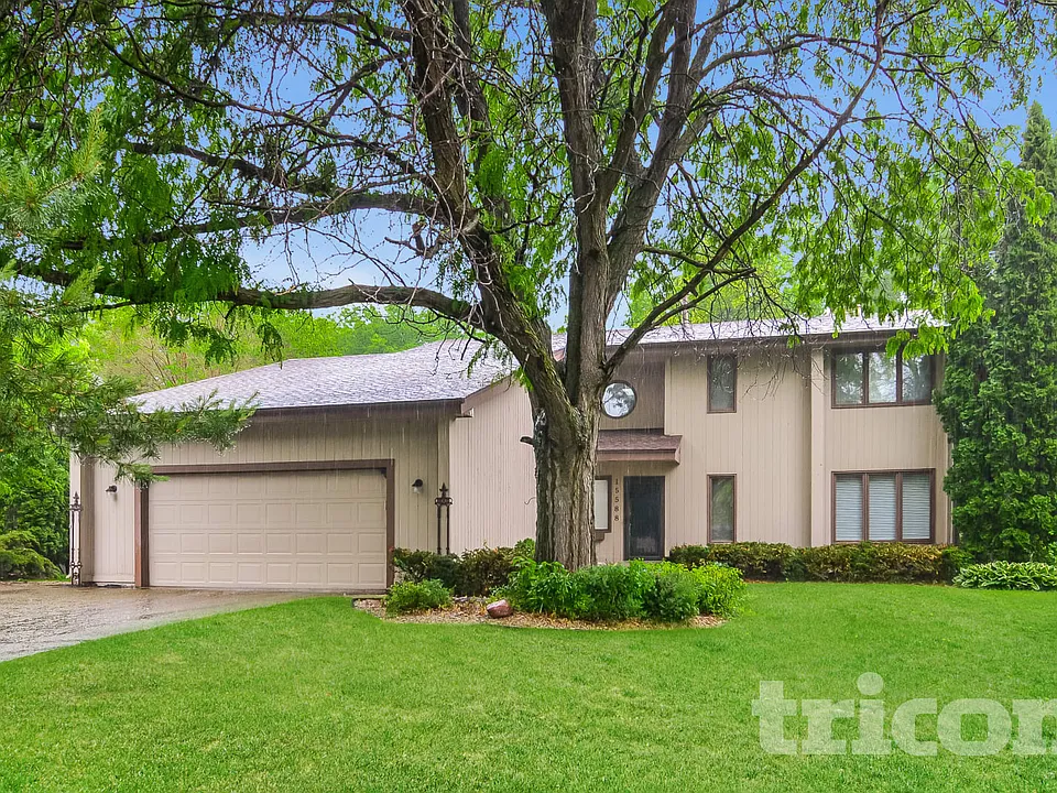 15588 Canyon Rdg