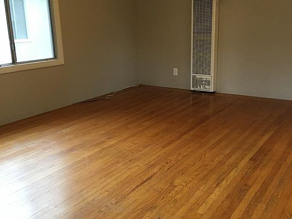5th image of 888 Middle Ave