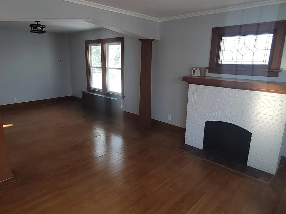 16 Godfrey St #2