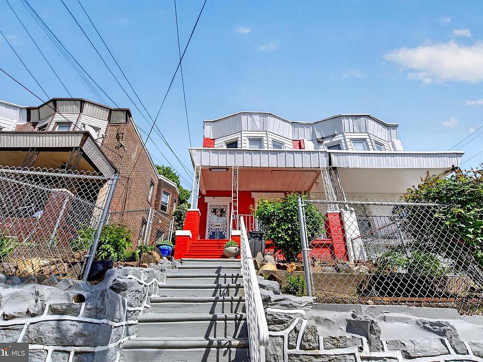1st image of 335 S 6th St