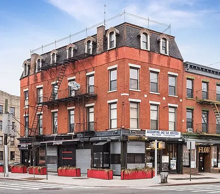 Rented by Century 21 American Homes | media 5